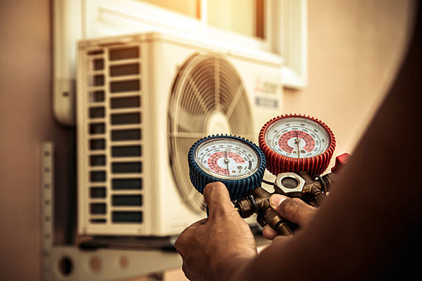 Professional Hvac technician working in Fairburn, GA